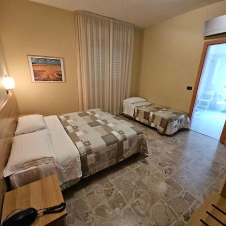 Hotel Mazzocchetti شيتا سانت أنجيلو المظهر الخارجي الصورة