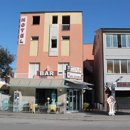 Hotel Mazzocchetti شيتا سانت أنجيلو المظهر الخارجي الصورة