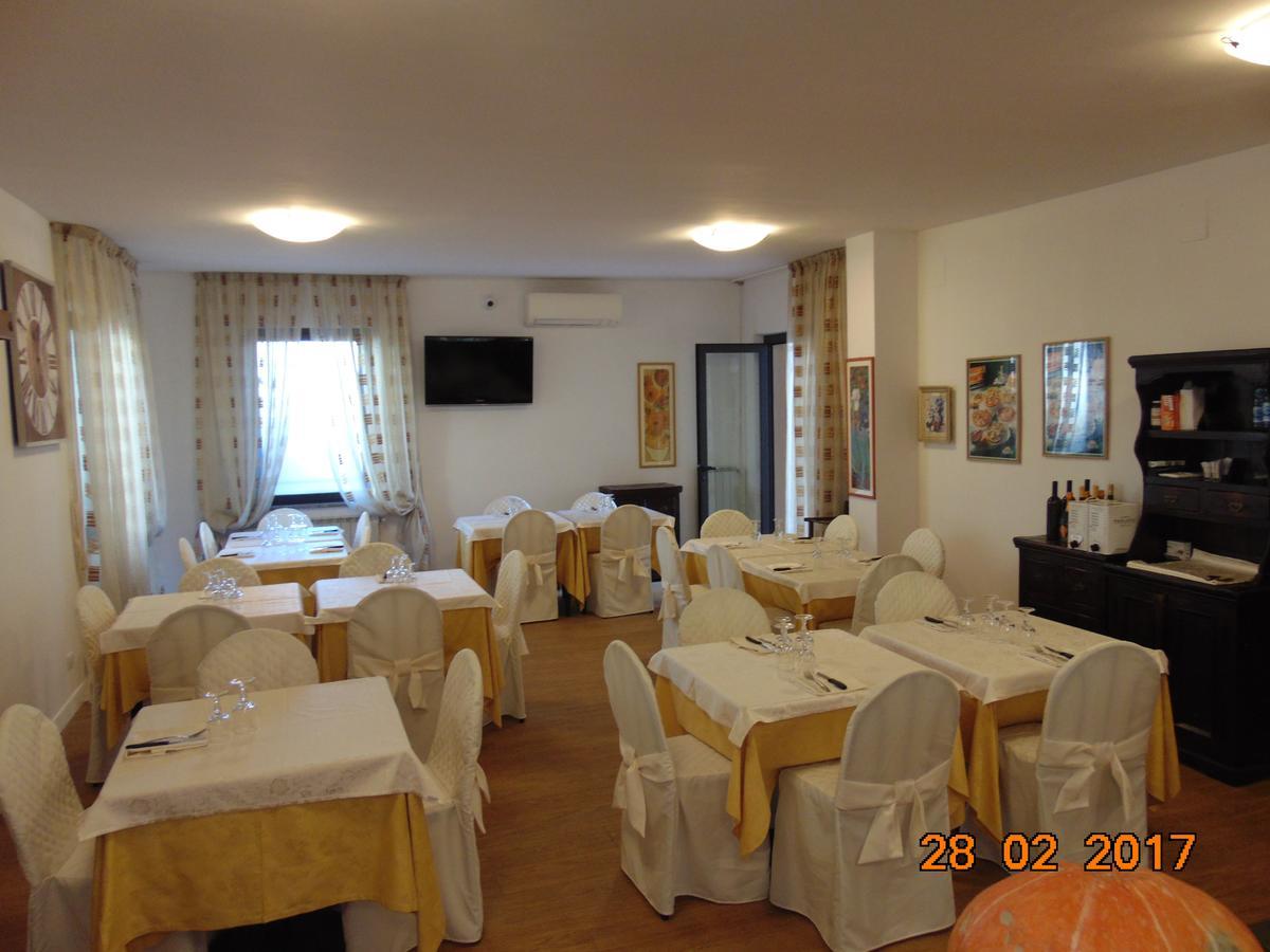 Hotel Mazzocchetti شيتا سانت أنجيلو المظهر الخارجي الصورة