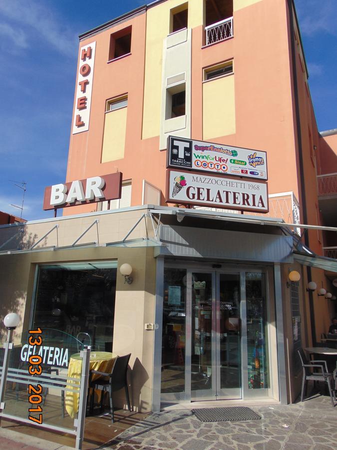 Hotel Mazzocchetti شيتا سانت أنجيلو المظهر الخارجي الصورة