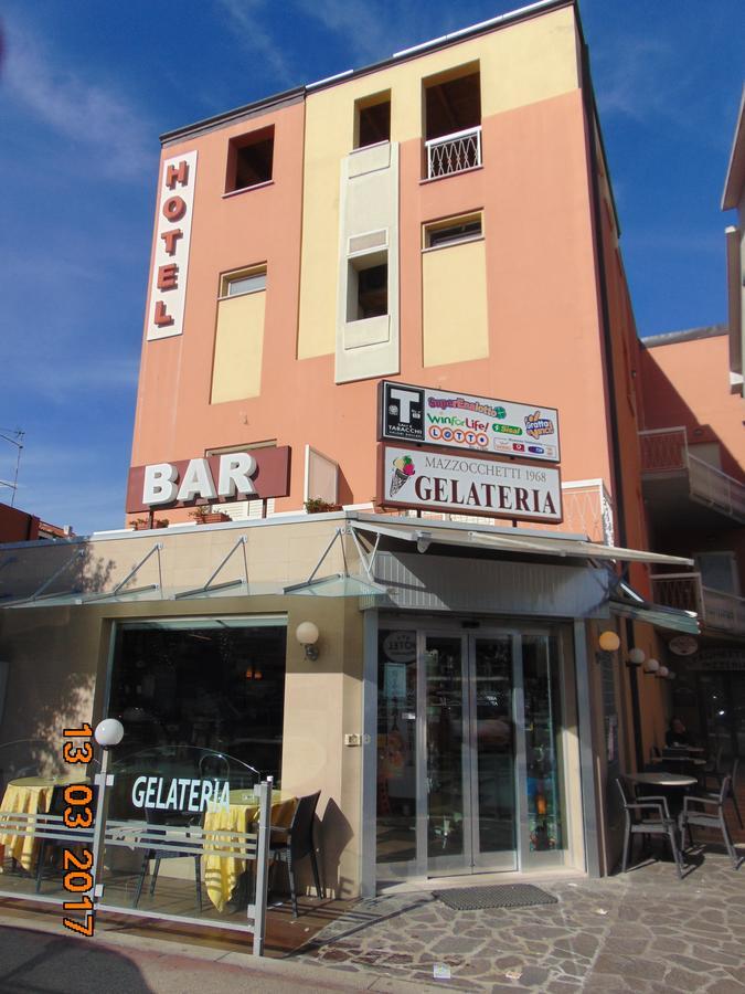 Hotel Mazzocchetti شيتا سانت أنجيلو المظهر الخارجي الصورة